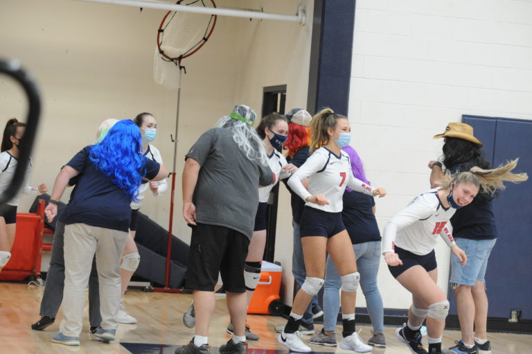 Heritage Hills Varsity Volleyball Photo Gallery