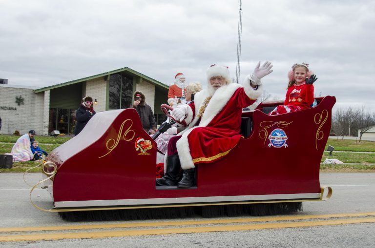 Photo Gallery: Santa Claus Christmas Parade 2021