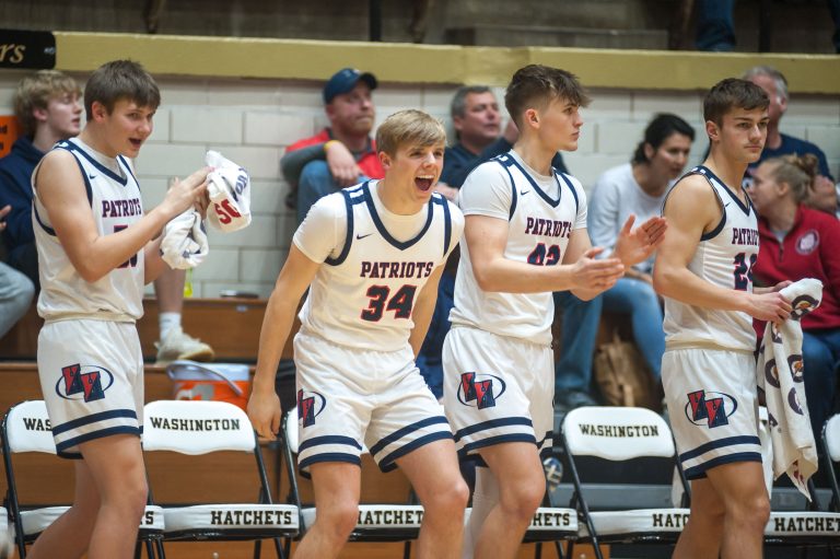 Photo Gallery: Heritage Hills vs Washington Boys Basketball 3A Sectional – 03.01.2013