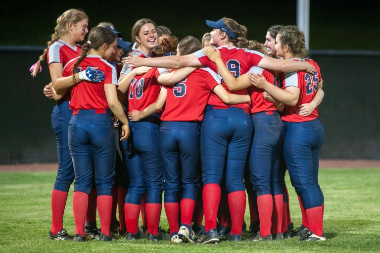 Photo Gallery: Heritage Hills vs Jasper Softball Sectional