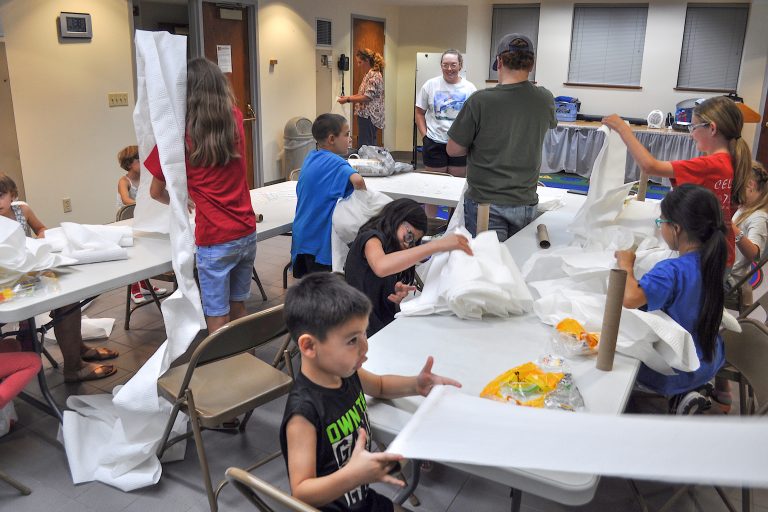 Kids engineer cardboard prosthetic arms in Silly Science finale