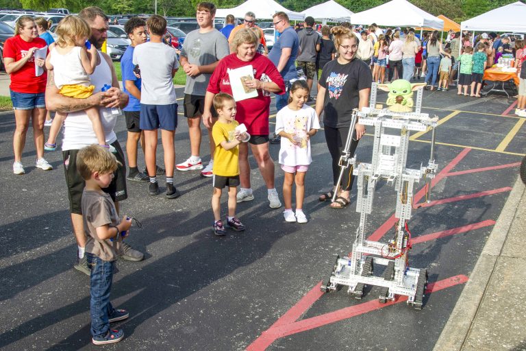 Rebels of all grades unite for some last-minute summer fun