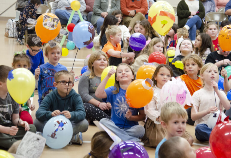 Thanksgiving Parade at Luce Elementary makes for a popping party