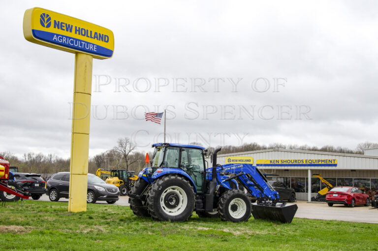 Ken Shourds Equipment hosts Chamber of Commerce for a morning of networking and reminiscing